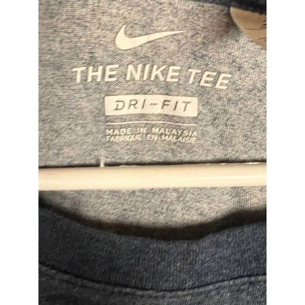 Nike Dri Fit Men's Large Blue Crew Neck Short Sleeve Workout Gym Tee
